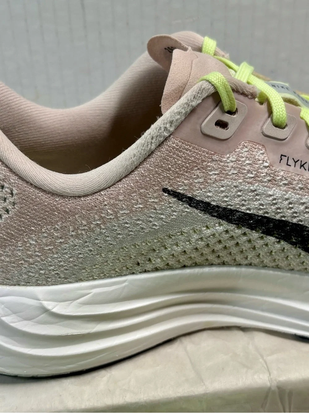 Nike Pegasus, Plus, zoom X, Flyknit Running Shoes - Pale Pink/Neon Yellow Accent